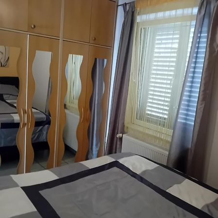 Apatmani Peternel Vir Exterior foto