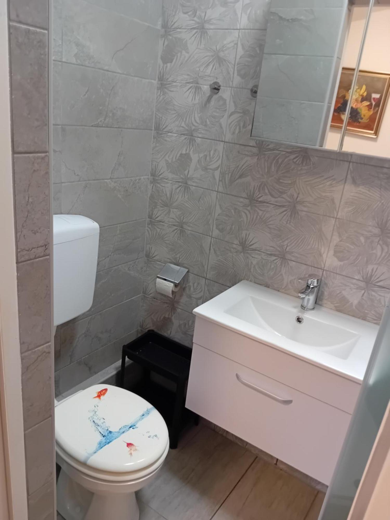 Apatmani Peternel Vir Exterior foto