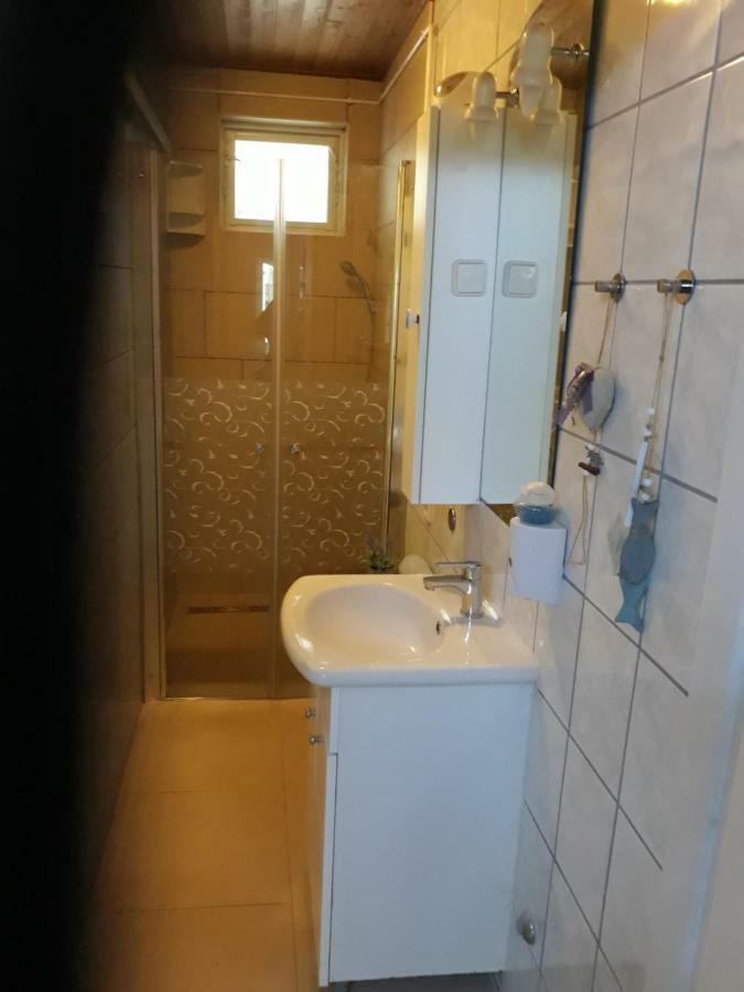 Apatmani Peternel Vir Exterior foto